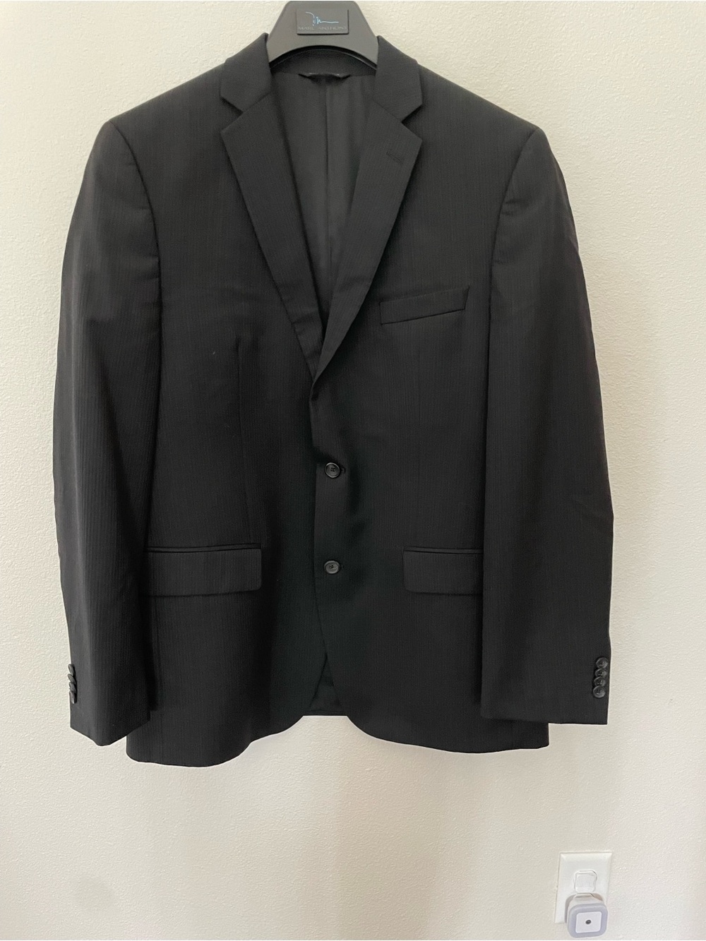 Marc Anthony Black Two-Button Notch Lapel Suit Blazer